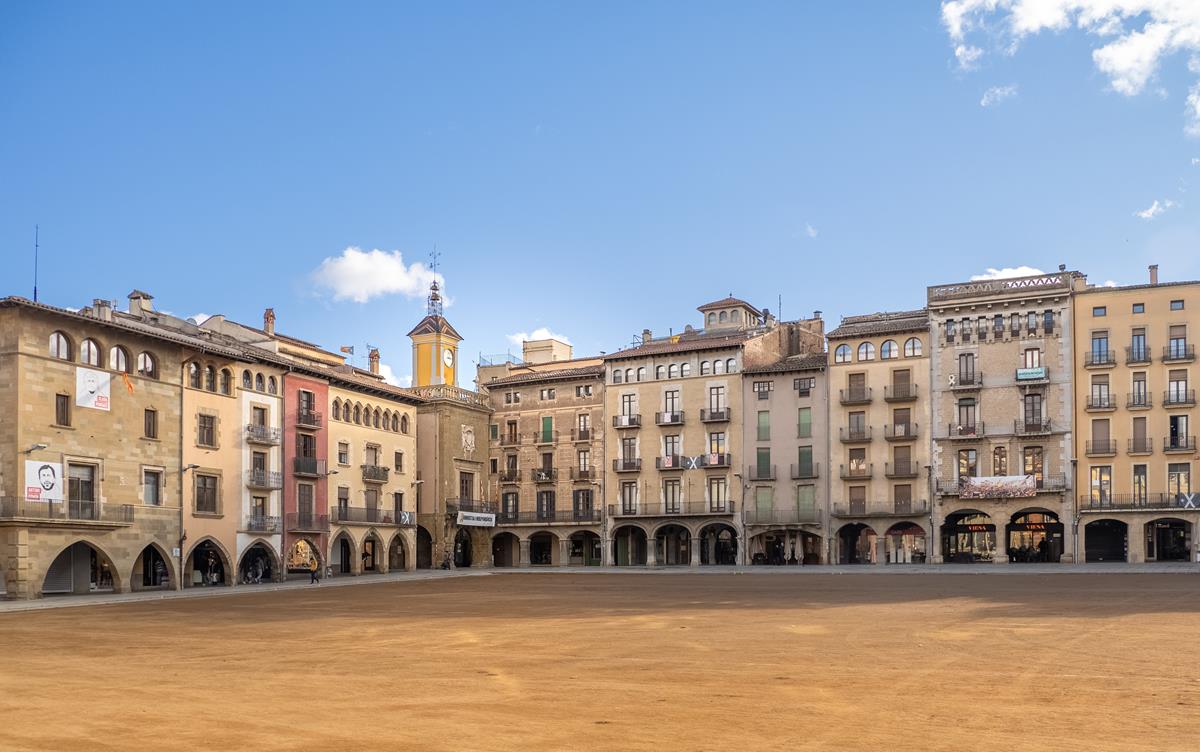 Finques Bach, servicios inmobiliarios en Vic
